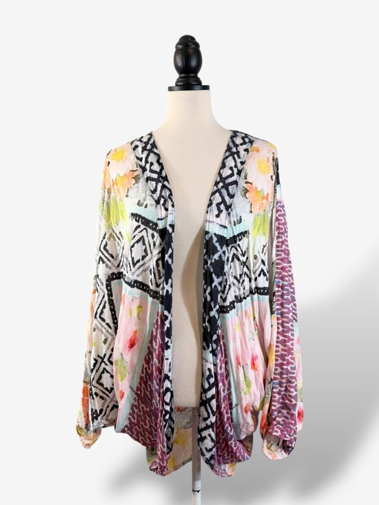 SAACHI Tops - SAACHI Kimono Cocoon Water Color Print One Size Black Pink Boho Festival Casual